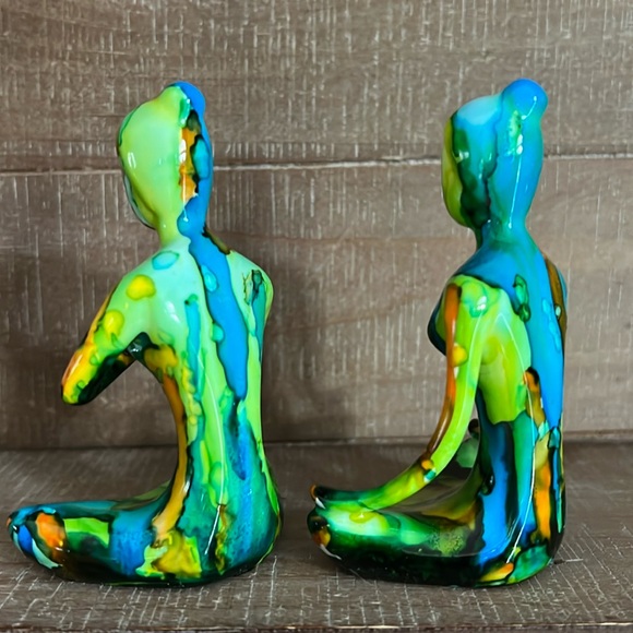 HANDCRAFTED Ceramic Painted Yoga Pose Figurines (Set of 2) - Picture 13 of 14